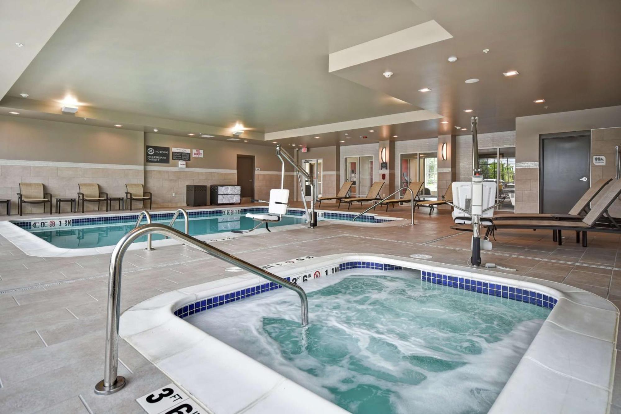 Hilton Garden Inn Lansing West, Mi Exterior foto